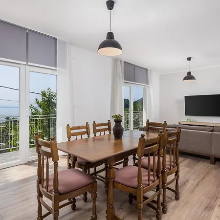Apartment Div Lovran