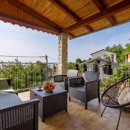 Div Apartamento *